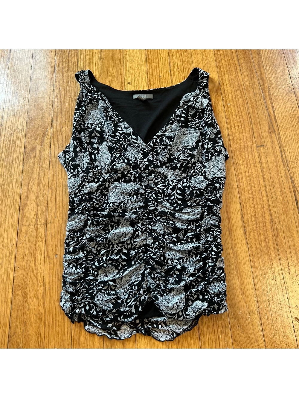 Vintage y2k floral black and white going out top